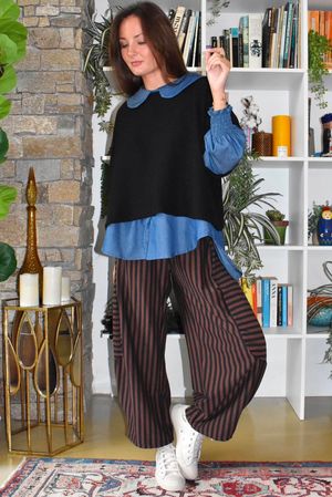 Sunday Morning 7/8 Barrel Pant Black & Chestnut